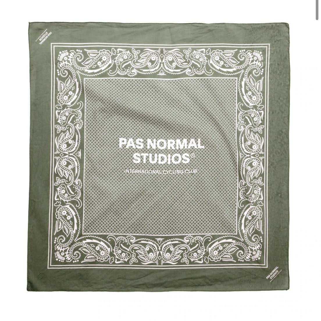 PNS　ESCAPISM BANDANA